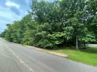 McKay Dr, Columbus, MS 39702