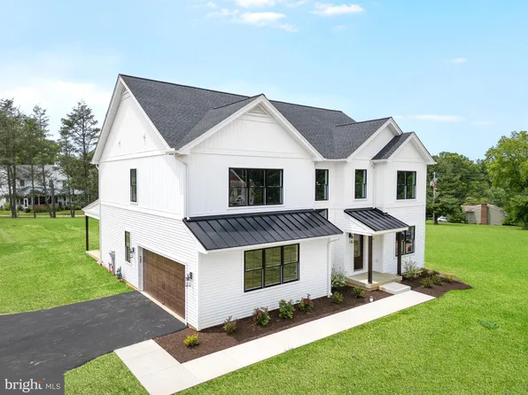 40 Van Leer Ave, Media, PA 19063