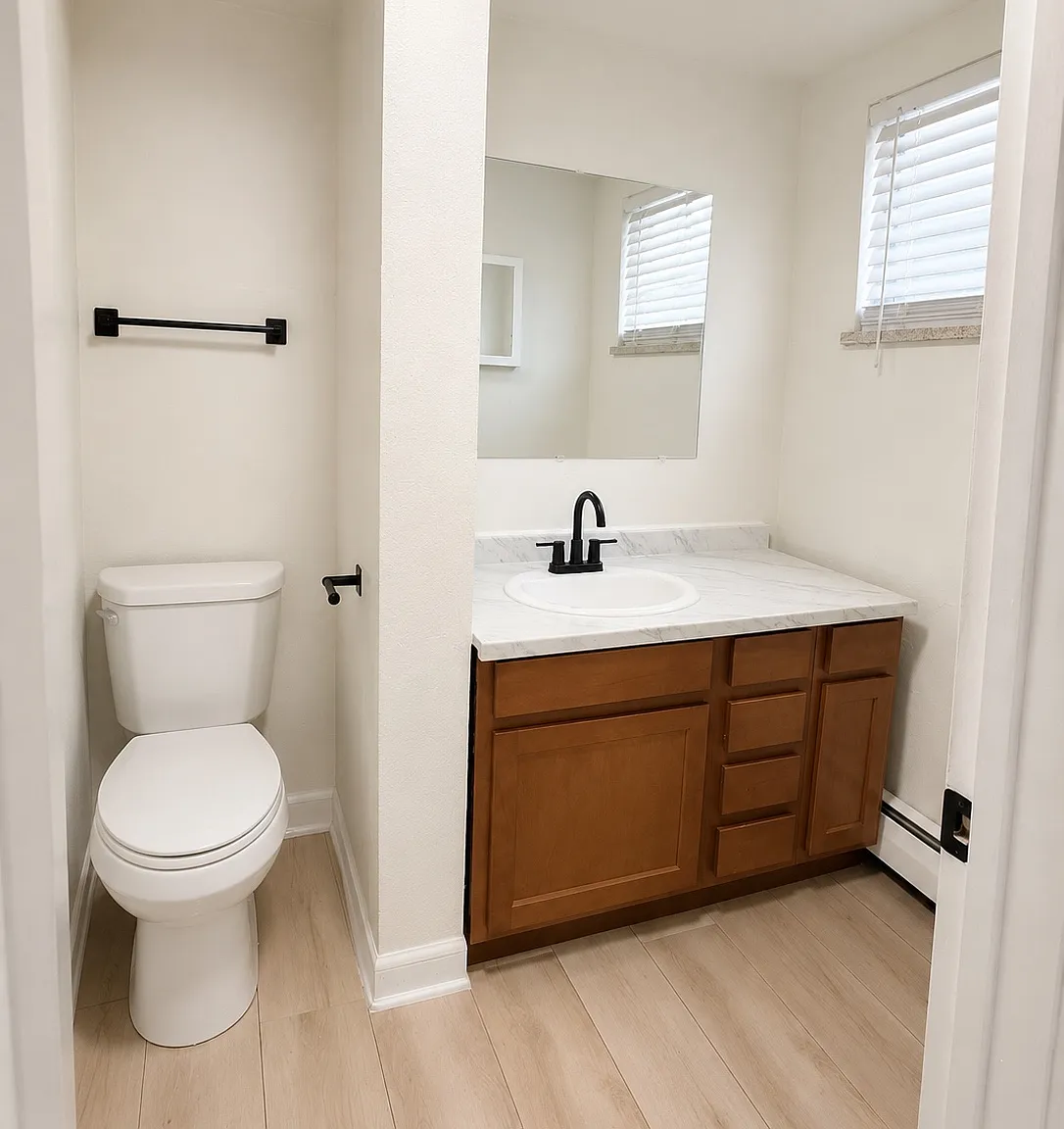 Kirkmoore Apartments — Photo 4