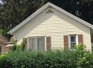 37 Angle St, Rochester, NY 14606