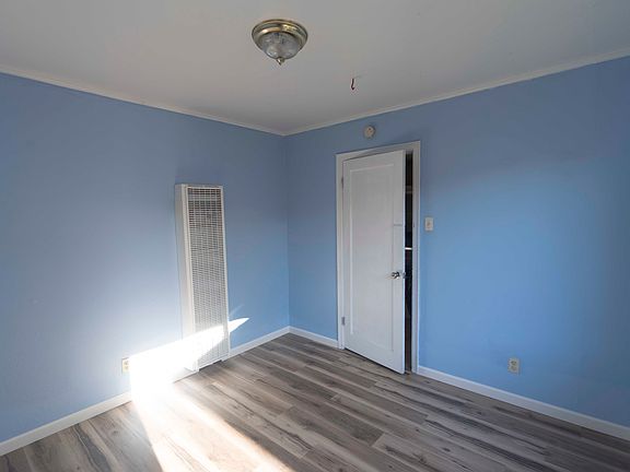 2nd image of 340 Railroad Ave #341A