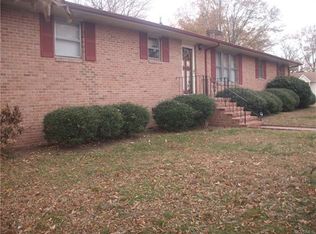110 Wagner Ave, Hopewell, VA 23860