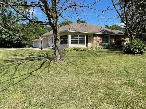 1209 Four Mile Rd NE, Grand Rapids, MI 49525