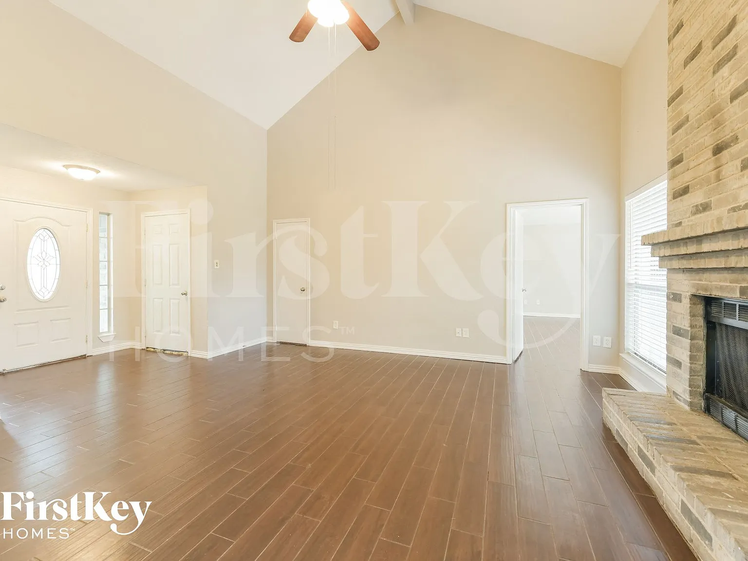 3 bed, 2.0 bath, 1460 sqft, $1,800 — Photo 4