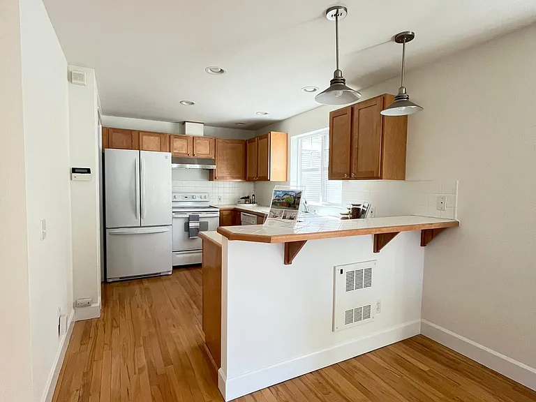 10307 Midvale Ave N #A — Photo 29