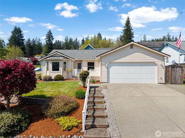 375 Flower Meadows Street, Port Orchard, WA 98366
