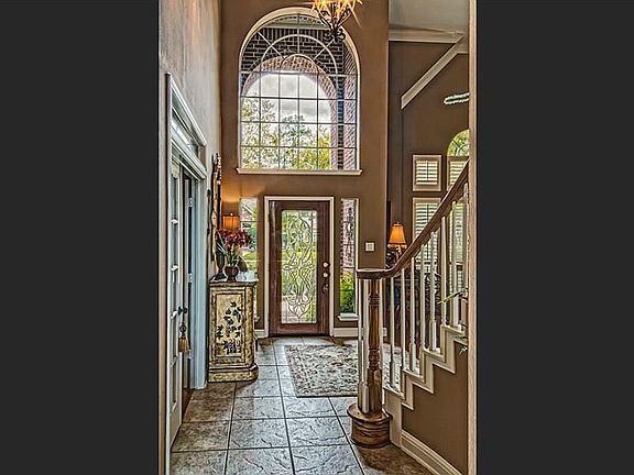3rd image of 14710 Lindall Ct