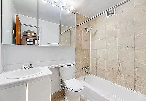 2nd image of 224 Sullivan St APT D31