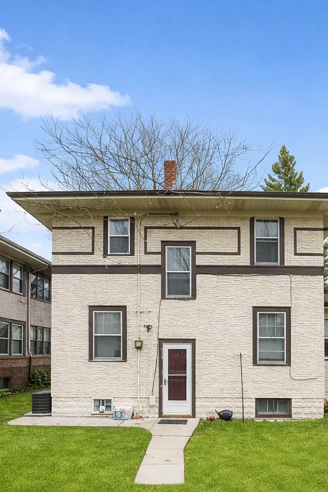5 bed, $3,000 — Photo 2