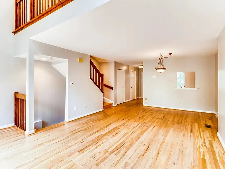 609 S Hanover St — Photo 7