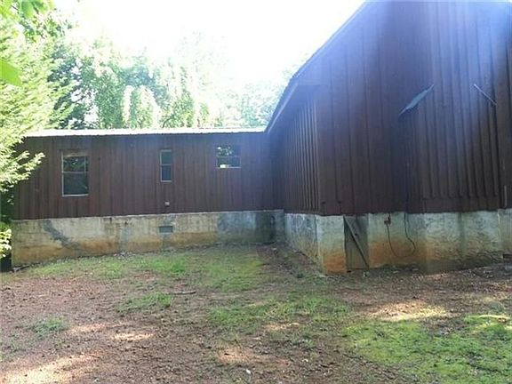 2nd image of 295 Royal Ct