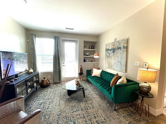 3rd image of 1738 Platte St #103