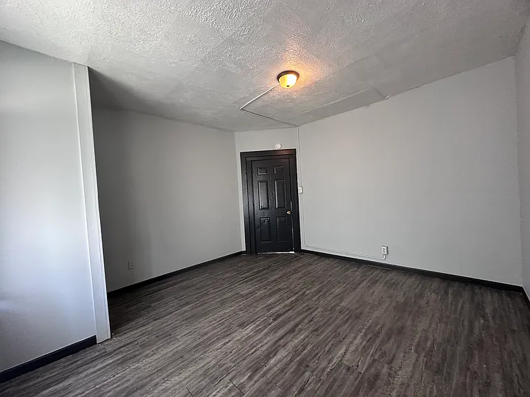 612 South St — Photo 9