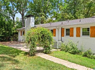 7916 Valley View Dr SE, Huntsville, AL 35802
