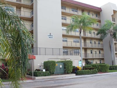 3654 Via Poinciana #201, Lake Worth, FL, 33467