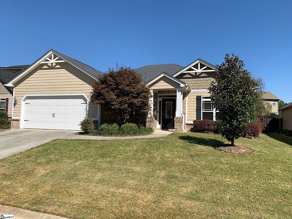 1st image of 209 Watergrove Dr