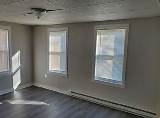 20 W Maple St #6, East Prospect, PA 17317