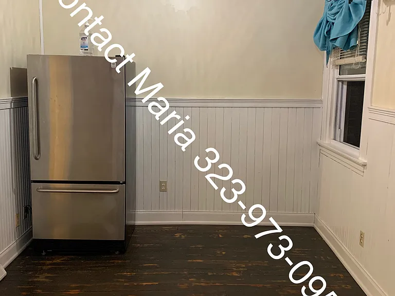3026 Montana Ave — Photo 5