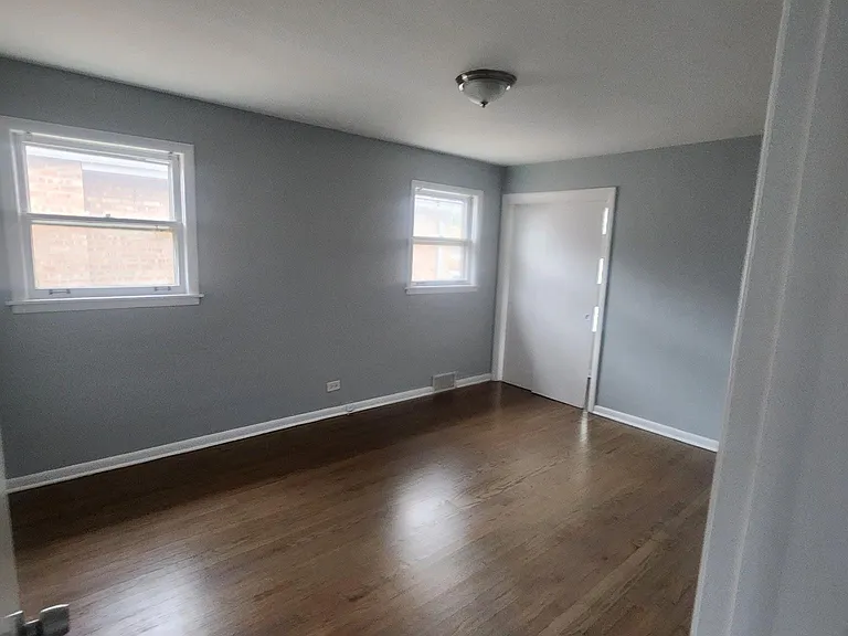 12428 S Laflin St — Photo 6