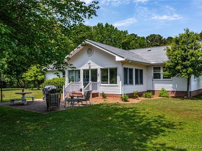 61 Comanchee Ln, Kilmarnock, VA, 22482