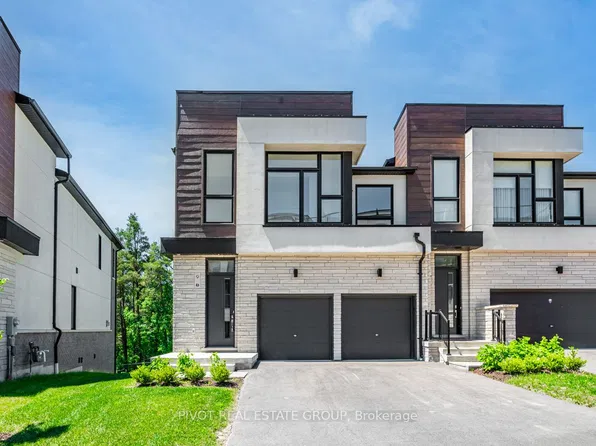 9 Knollview Ln, Richmond Hill, ON L4E 1H7
