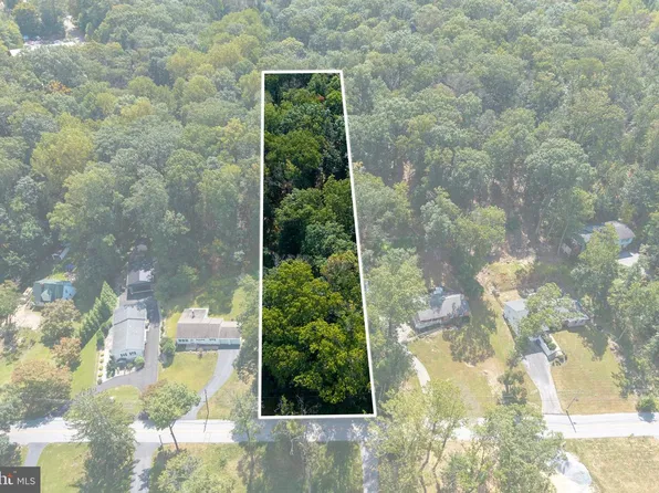 72 Spring Rd, Malvern, PA 19355