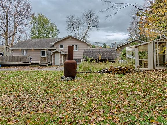 5th image of 235 Highfield Ave