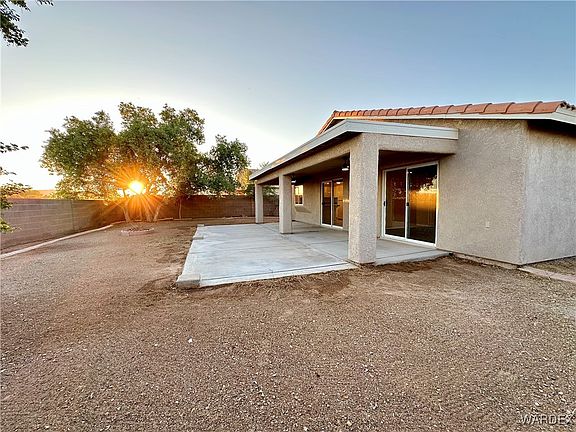 5th image of 2424 E Saguaro Drive