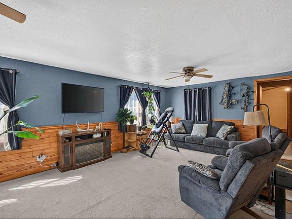 3rd image of 908 5th St