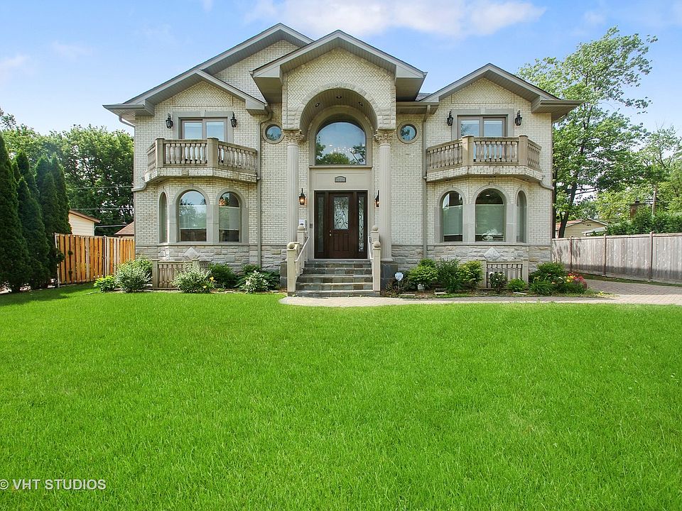 1st image of 2501 Fontana Dr
