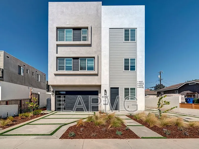 4507 Saturn St #1/2 — Photo 24