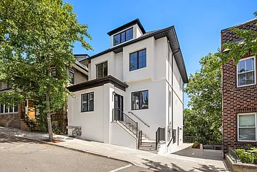 52 Sterling Avenue