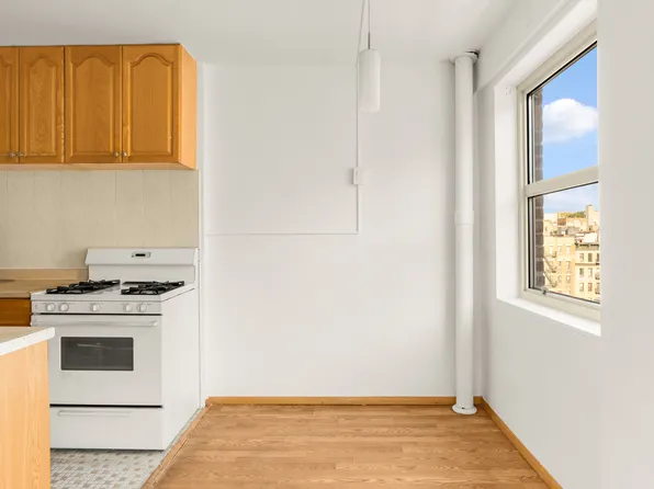 100 Lasalle Street image 8 of 25