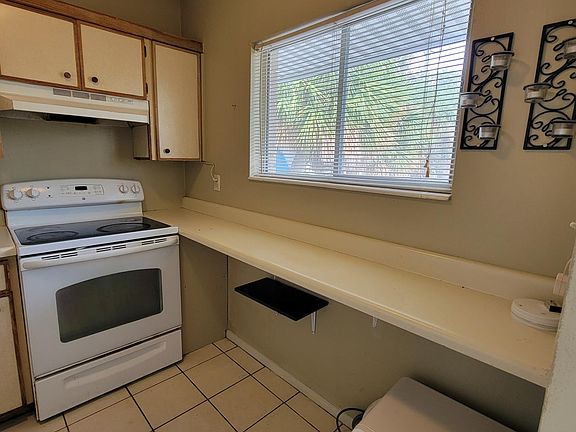 4th image of 10004 Cortez Rd W APT 210