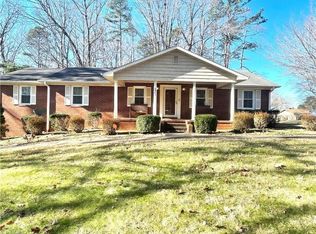 2540 Beechmont St, Winston Salem, NC 27101