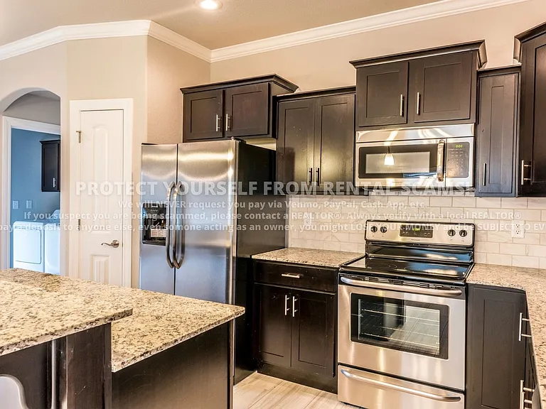 4765 W Wales Dr — Photo 3