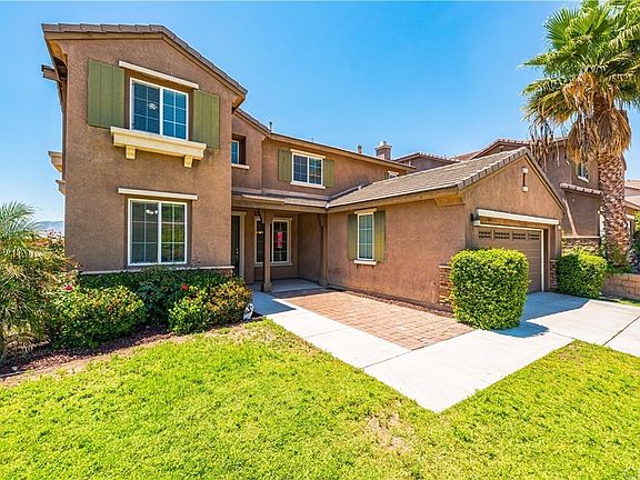 2nd image of 40976 Diana Ln