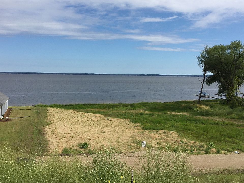 1st image of 4902 W Houghton Lake Dr