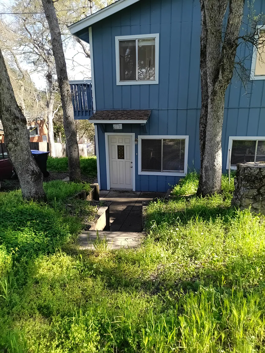 14715 Cresta Ave photo 1