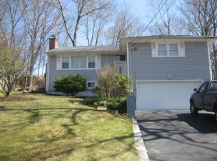 22 Valley View Rd, Norwalk, CT 06851
