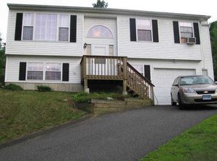 2 Farm Ct, Bethel, CT 06801