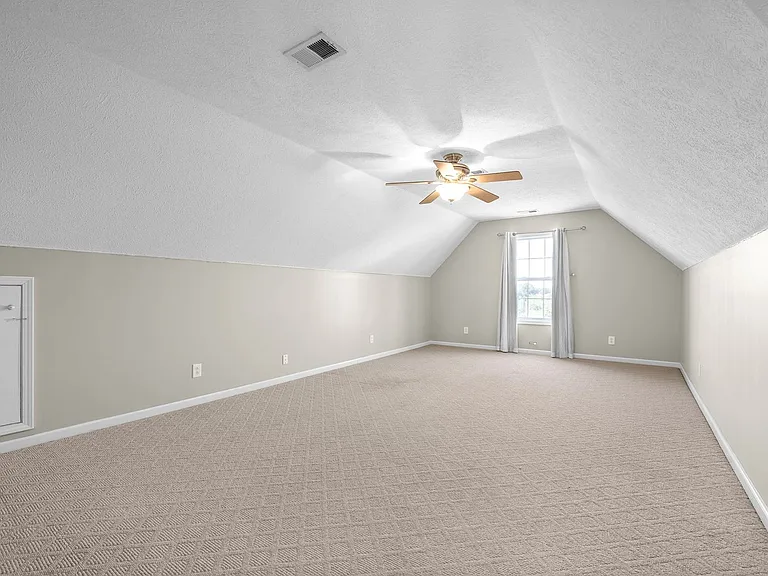 3487 Hickory Glen Dr — Photo 35