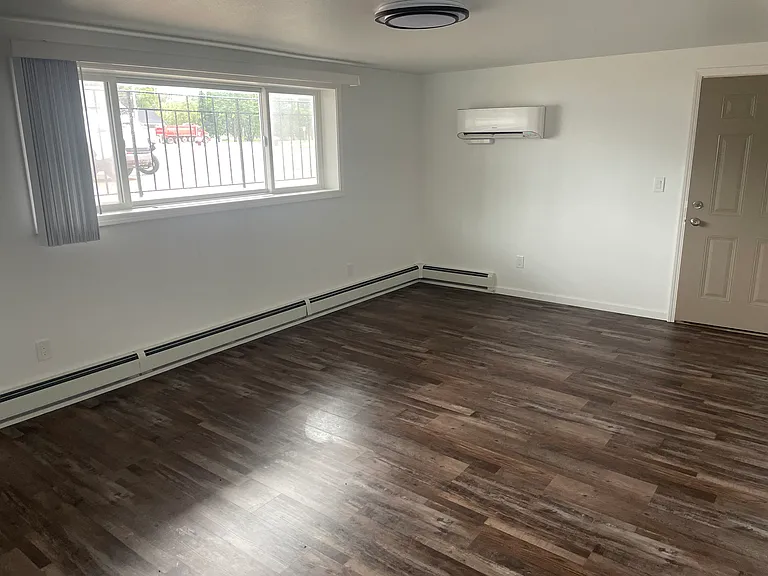 1214 Mosinee Ave #4 — Photo 11