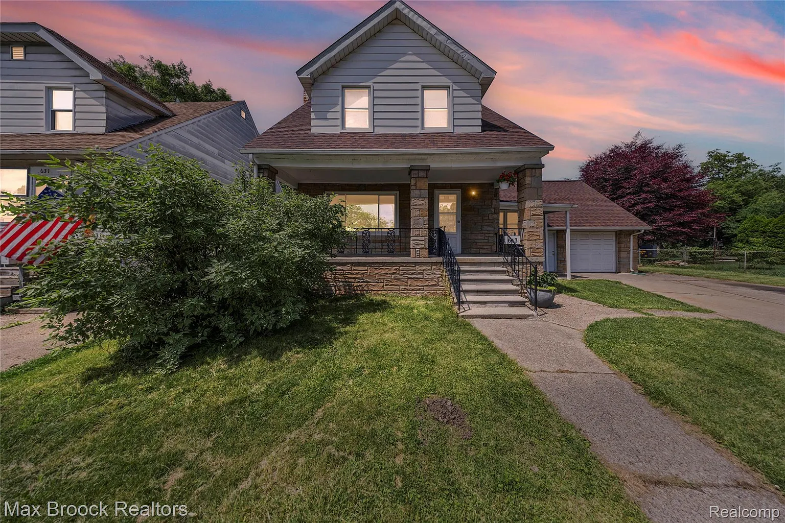 643 Spencer St photo 1