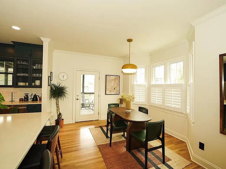 905 Phillips St — Photo 4