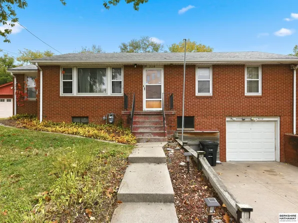 5114 S 13th St, Omaha, NE 68107