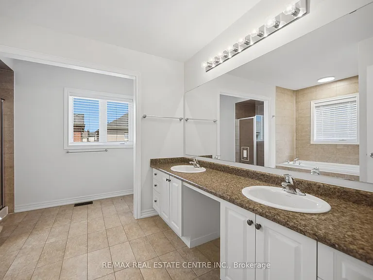 99 Colville Pl — Photo 32