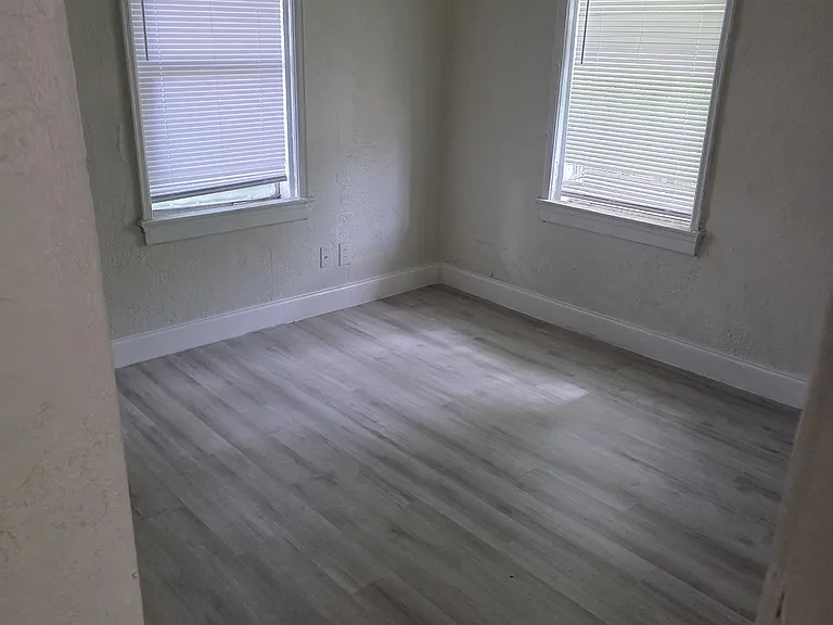 3630 Charles St — Photo 3