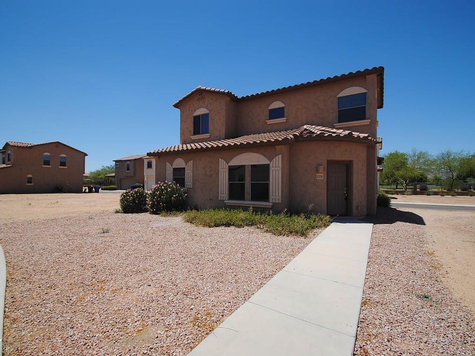 1st image of 17751 W Banff Ln
