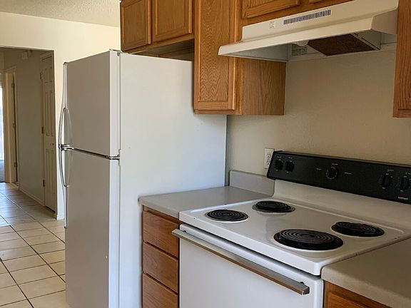 5th image of 3406 Hyden Ave